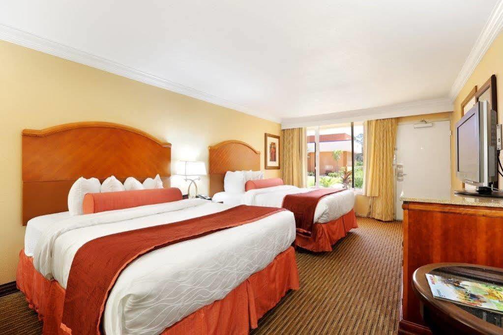 Maingate Kissimmee Hotel Exterior foto