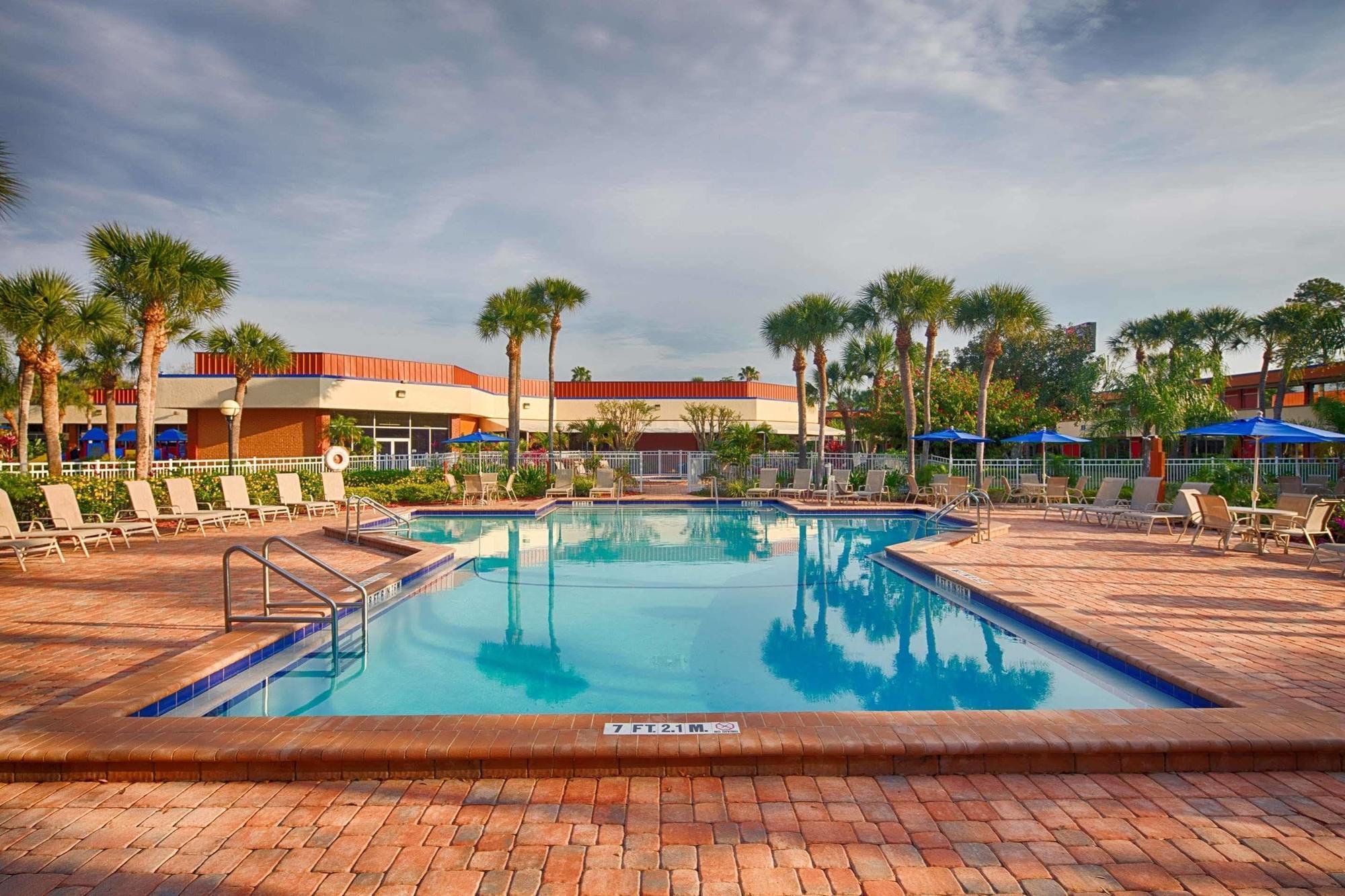 Maingate Kissimmee Hotel Exterior foto